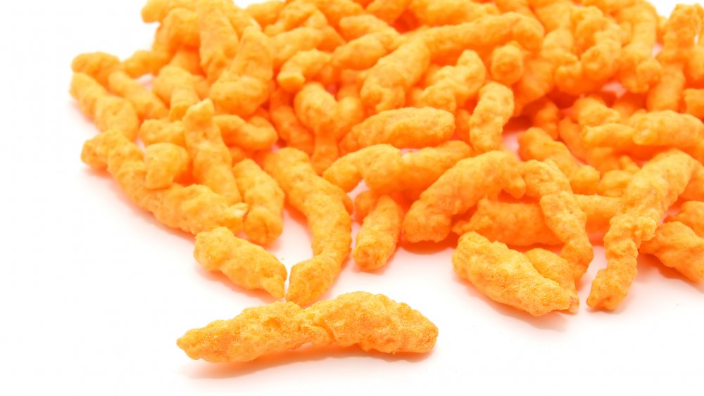 Cheetos Crunchy Patatine Soffiate Al Mais - Cibo Americano - Patatine –  Snack Americani